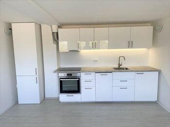 Pronájem bytu 3+kk v osobním vlastnictví 75 m², Praha 5 - Lipence