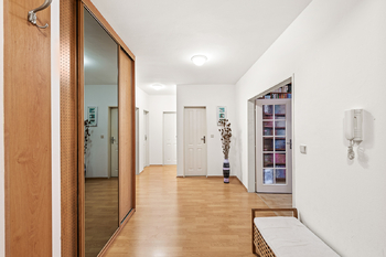 Prodej bytu 4+kk v osobním vlastnictví 111 m², Praha 4 - Libuš