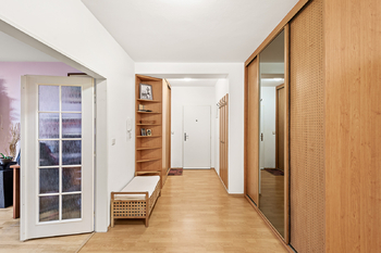 Prodej bytu 4+kk v osobním vlastnictví 111 m², Praha 4 - Libuš