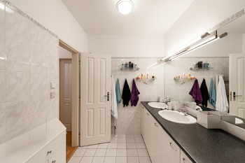 Prodej bytu 4+kk v osobním vlastnictví 111 m², Praha 4 - Libuš