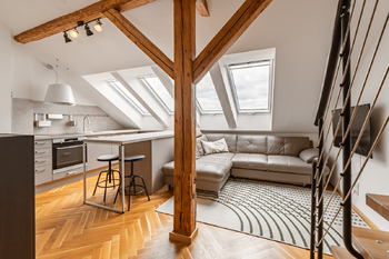 Petřínská - Pronájem bytu 1+kk v osobním vlastnictví 32 m², Praha 5 - Malá Strana 