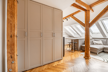 Petřínská - Pronájem bytu 1+kk v osobním vlastnictví 32 m², Praha 5 - Malá Strana