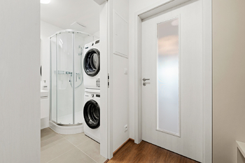 Pronájem bytu 1+kk v osobním vlastnictví 32 m², Praha 4 - Háje