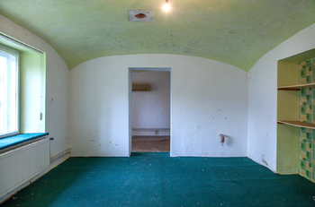 Prodej jiných prostor 240 m², Krhová