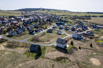 Pohled na zástavbu - Prodej domu 150 m², Boží Dar