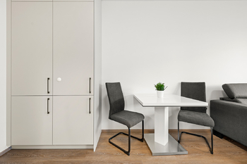 Pronájem bytu 1+kk v osobním vlastnictví 30 m², Praha 9 - Hloubětín