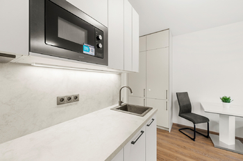 Pronájem bytu 1+kk v osobním vlastnictví 30 m², Praha 9 - Hloubětín