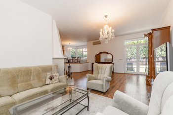 Pronájem domu 280 m², Průhonice