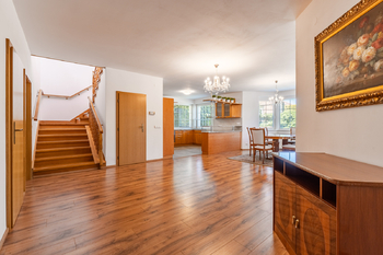 Pronájem domu 280 m², Průhonice