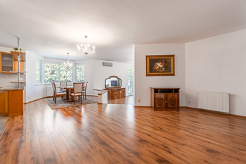 Pronájem domu 280 m², Průhonice
