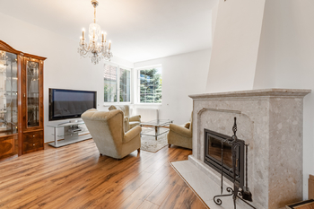 Pronájem domu 280 m², Průhonice