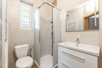 Pronájem domu 280 m², Průhonice