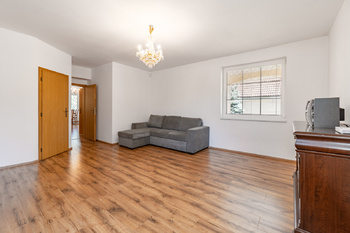 Pronájem domu 280 m², Průhonice
