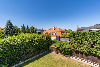 Pronájem domu 280 m², Průhonice