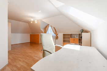 Pronájem domu 280 m², Průhonice