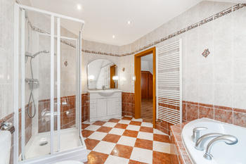 Pronájem domu 280 m², Průhonice