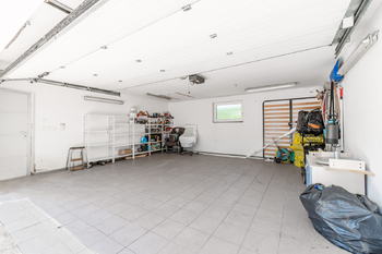 Pronájem domu 280 m², Průhonice