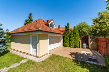 Pronájem domu 280 m², Průhonice