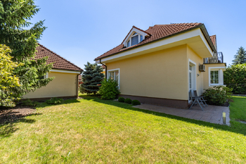 Pronájem domu 280 m², Průhonice