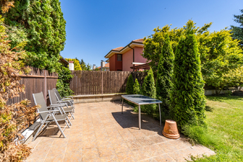 Pronájem domu 280 m², Průhonice