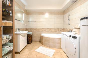 Prodej domu 280 m², Oponešice