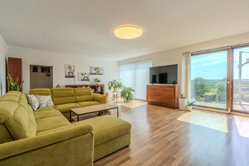 Prodej domu 280 m², Oponešice