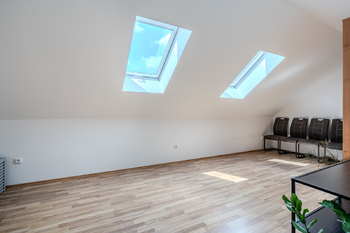 Prodej domu 280 m², Oponešice