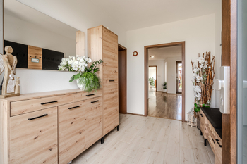 Prodej domu 280 m², Oponešice
