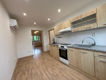 Prodej bytu 2+1 v osobním vlastnictví 66 m², Uherský Brod