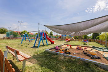 Prodej pozemku 1000 m², Syrovice