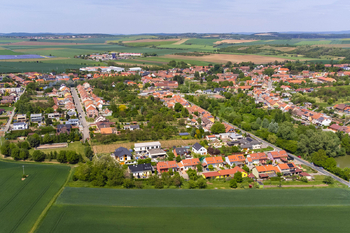 Prodej pozemku 1000 m², Syrovice