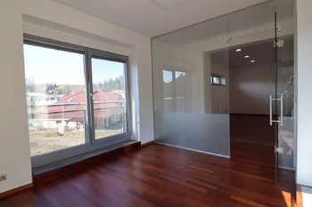 Prodej kancelářských prostor 429 m², Tuchoměřice