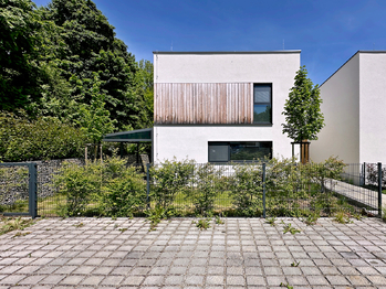 3 parkovací stání - Prodej domu 94 m², Prachatice