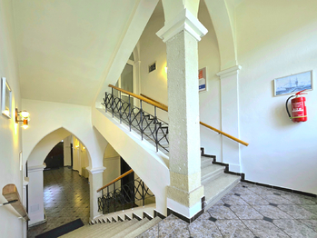 Prodej domu 413 m², Lišnice