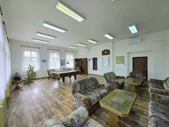 Prodej domu 413 m², Lišnice