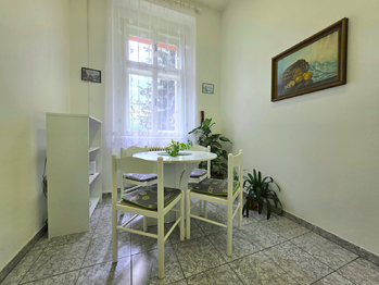 Prodej domu 413 m², Lišnice
