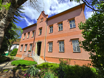 Prodej domu 413 m², Lišnice