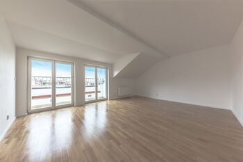 Pronájem bytu 2+kk v osobním vlastnictví 95 m², Praha 10 - Vršovice