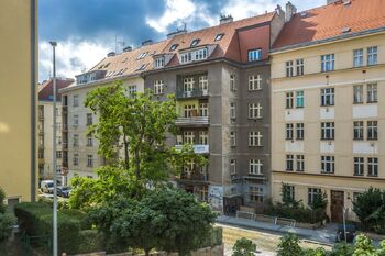 Pronájem bytu 2+kk v osobním vlastnictví 95 m², Praha 10 - Vršovice