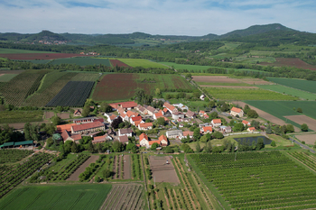 Prodej skladovacích prostor 752 m², Ploskovice