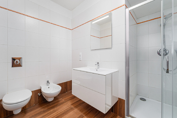 Prodej domu 730 m², Sedlec