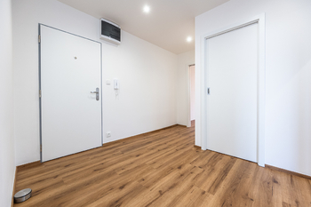 Pronájem bytu 3+kk v osobním vlastnictví 70 m², Praha 4 - Michle