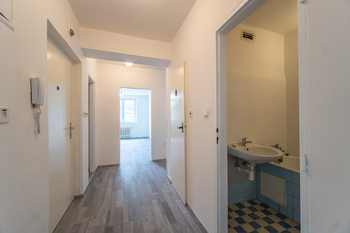 Prodej bytu 4+1 v osobním vlastnictví 92 m², Praha 5 - Radlice