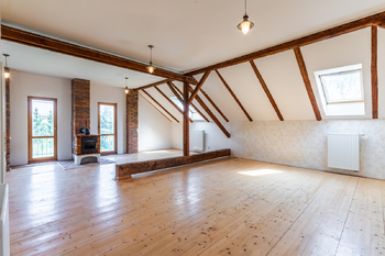 Prodej pozemku 1389 m², Praha 10 - Hostivař