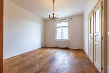Prodej obchodních prostor 403 m², Praha 10 - Hostivař