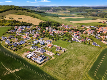 Prodej pozemku 1491 m², Liteň