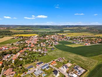 Prodej pozemku 1491 m², Liteň