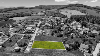 Prodej pozemku 1491 m², Liteň