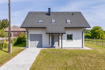 Prodej domu 120 m², Bukovany