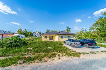 Pronájem domu 88 m², Stochov